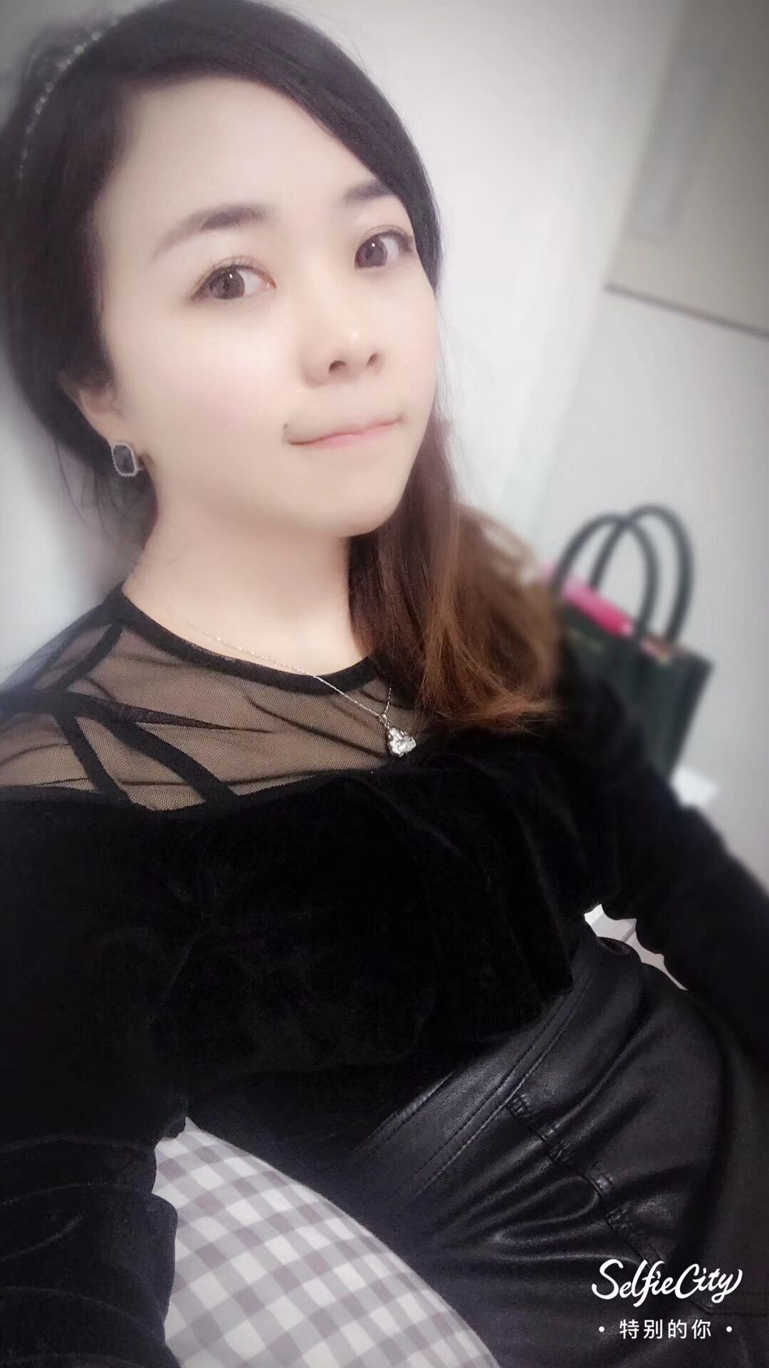 年轻妹子性价比高