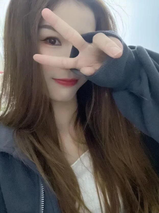 舌吻朵儿