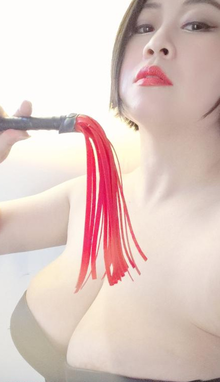丰满千湄女王