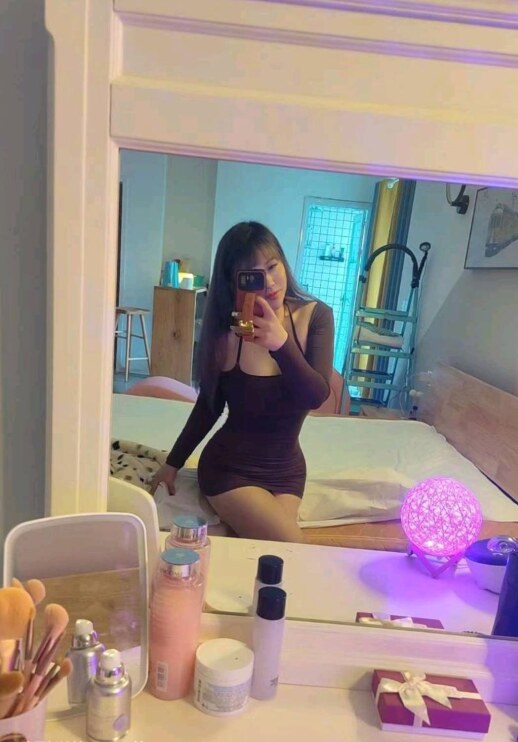 服务系巨乳朵朵