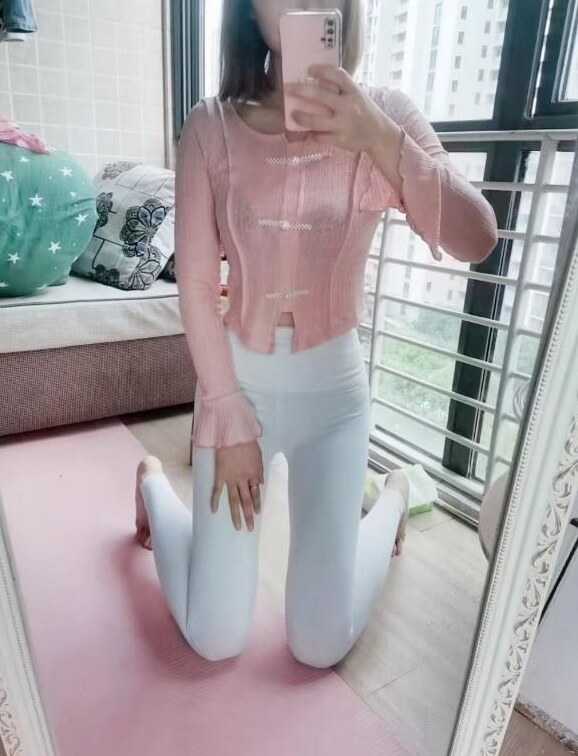 竹山路年轻妹子