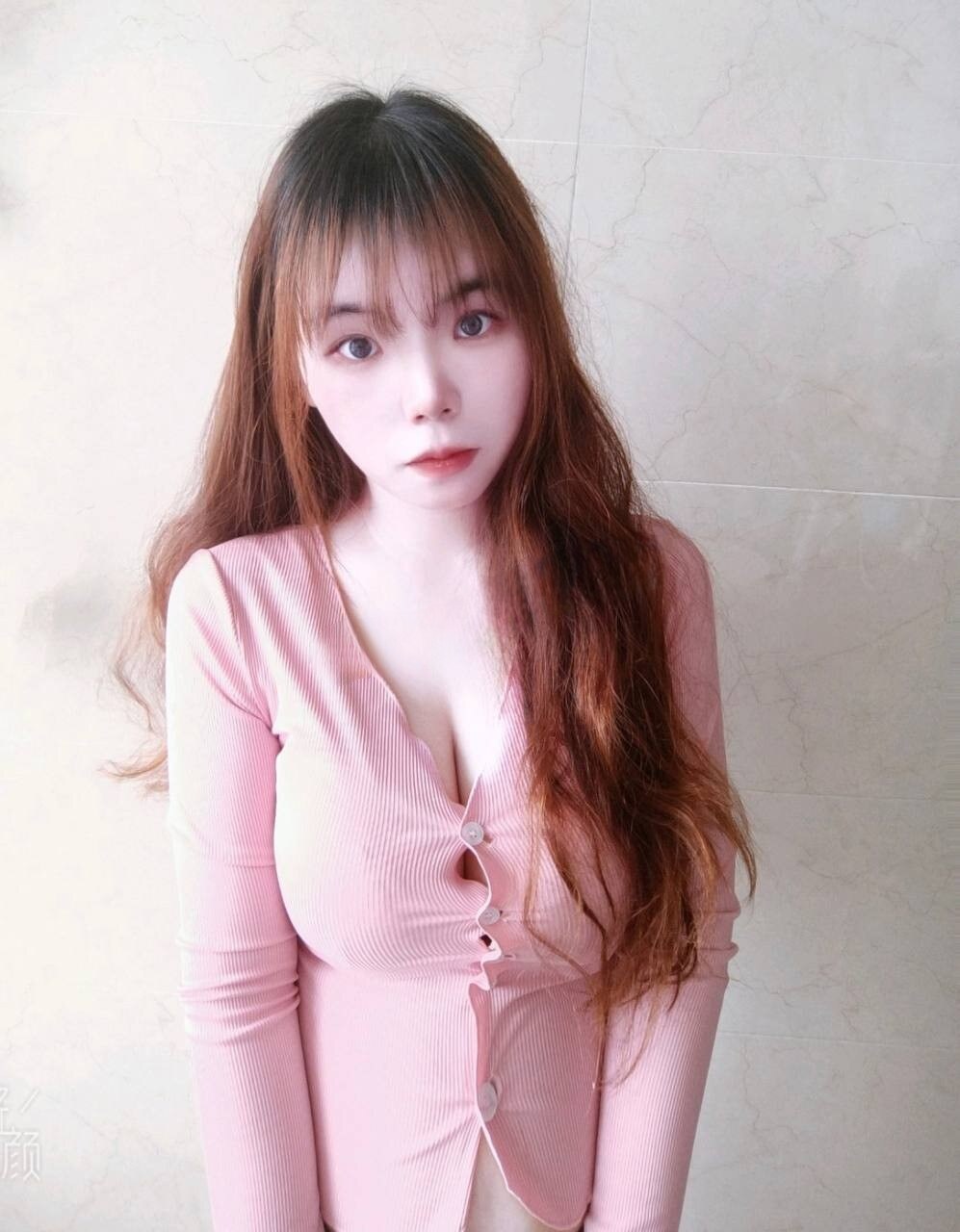 塘沽服务不错的大奶嫩妹