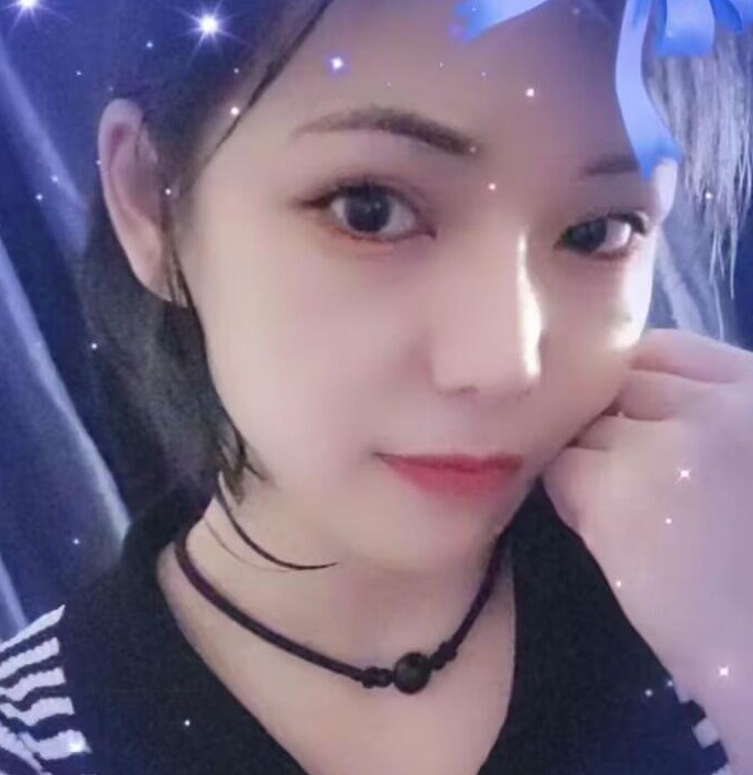 可双的妹子彩云