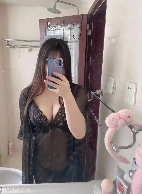 蜀山大胸肥臀少妇