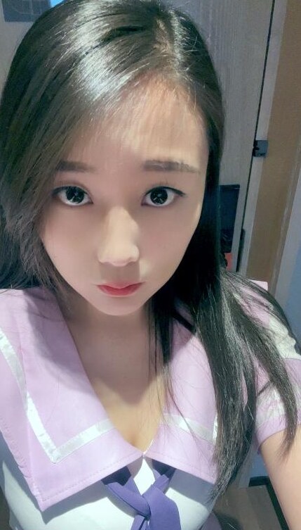 个人自聊小丫头