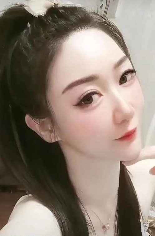 良家小少妇刚刚下海