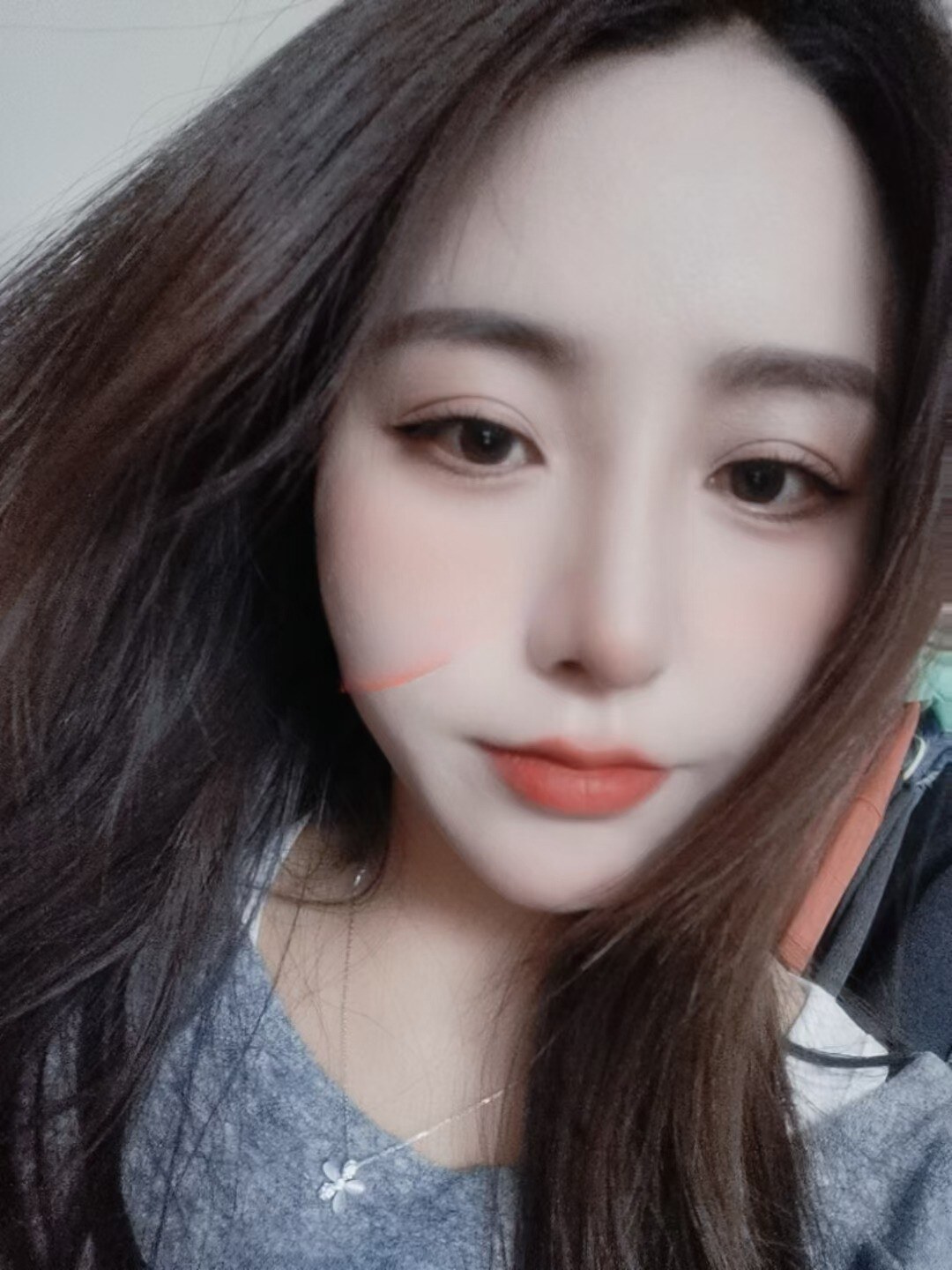 昆明小巧玲珑妹子
