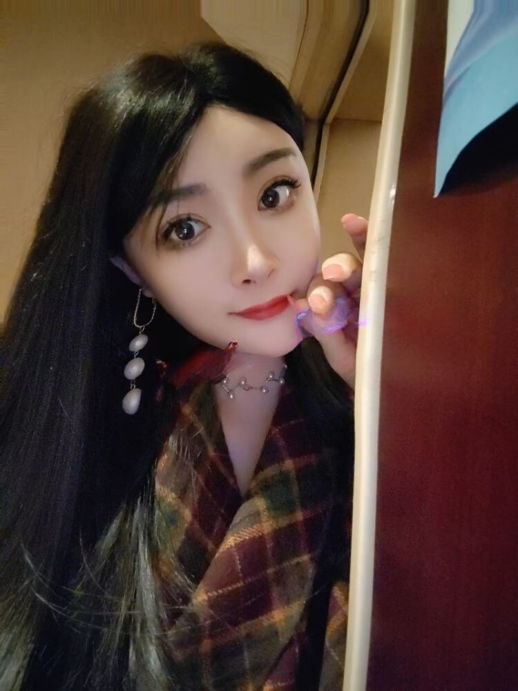 和平区青青漂亮迷人