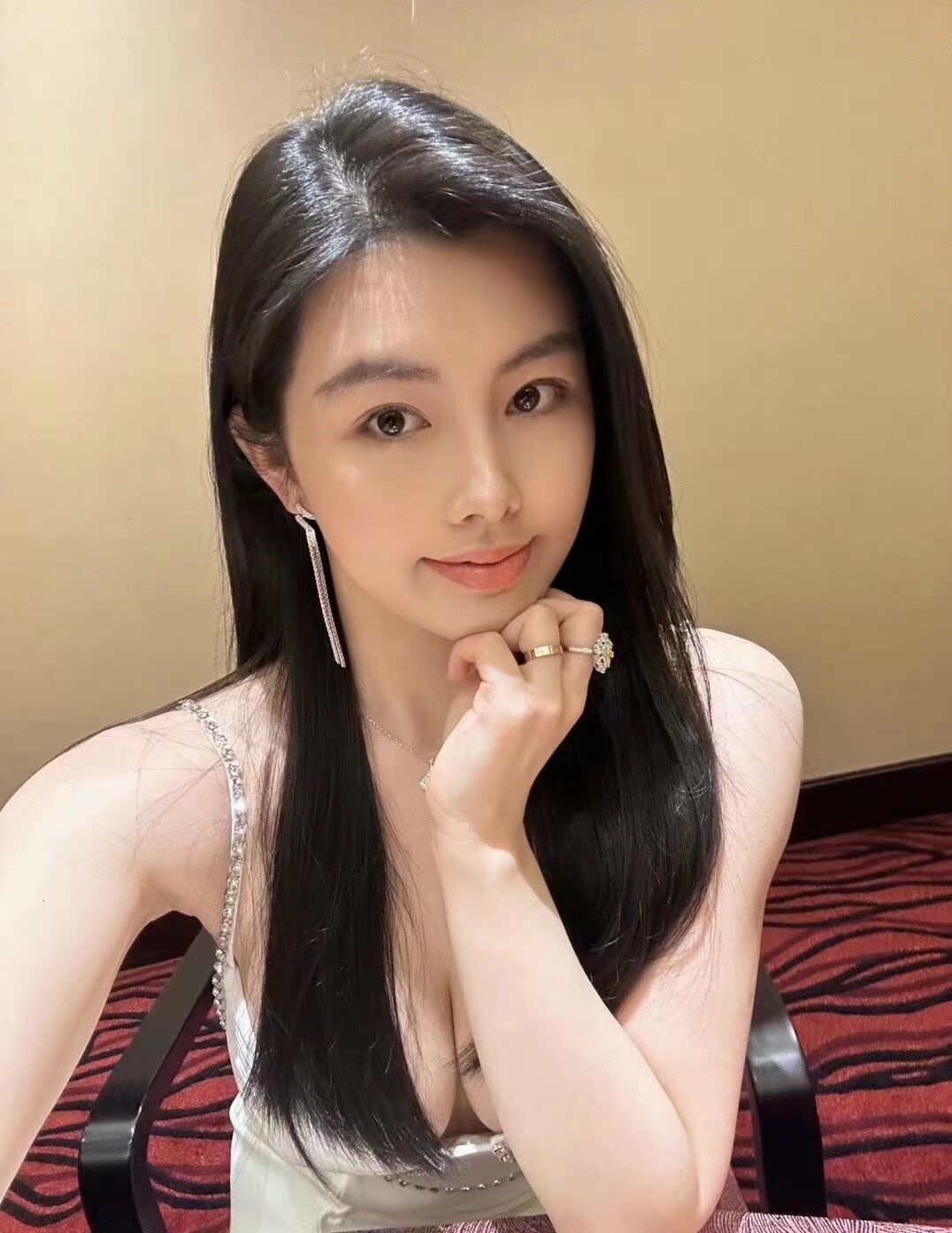 道理大奶少妇