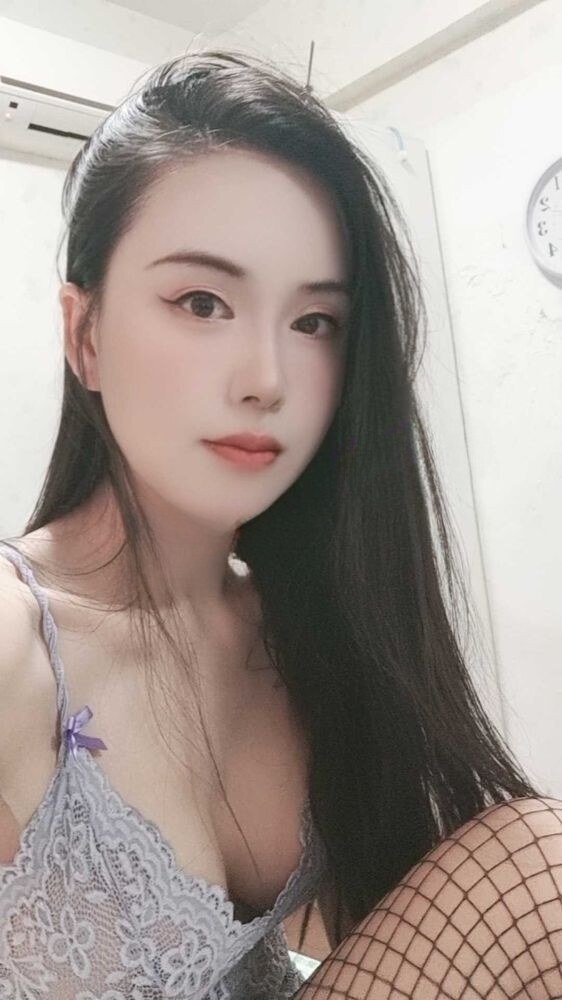 佛山甜美可人兼职妹