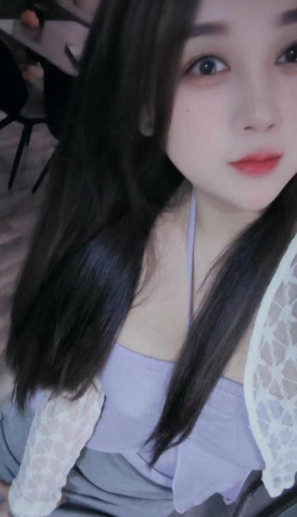 长相甜美的妹子