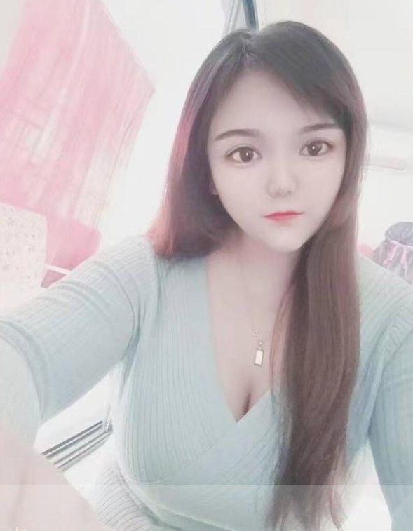 大胸少妇希希