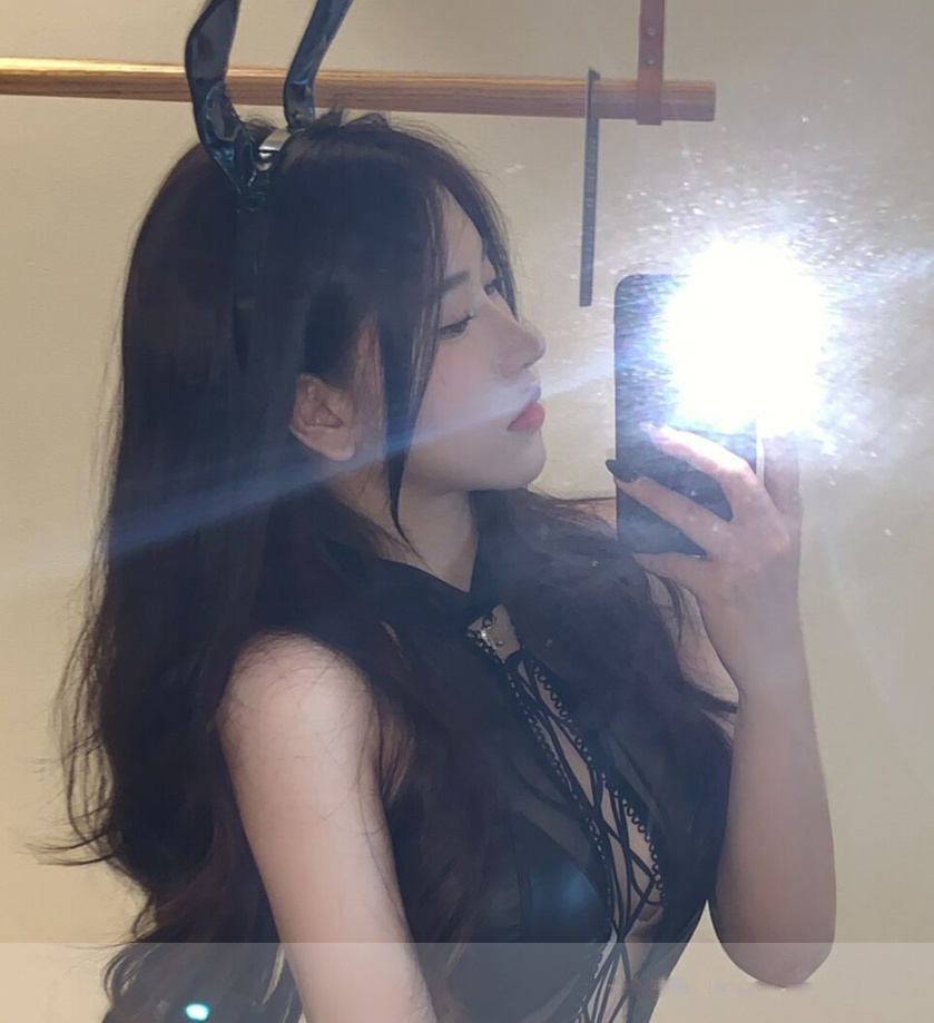 会跳艳舞止涵妹妹