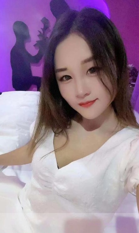 南坪新人琪琪