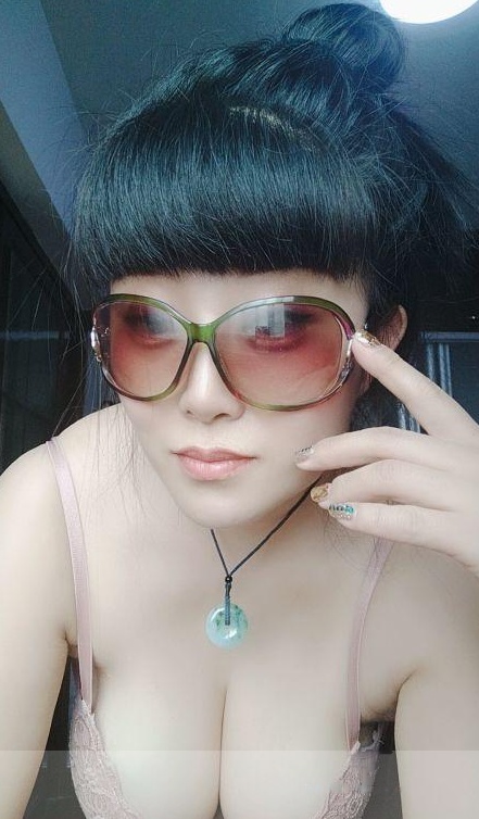 体验服务系少妇