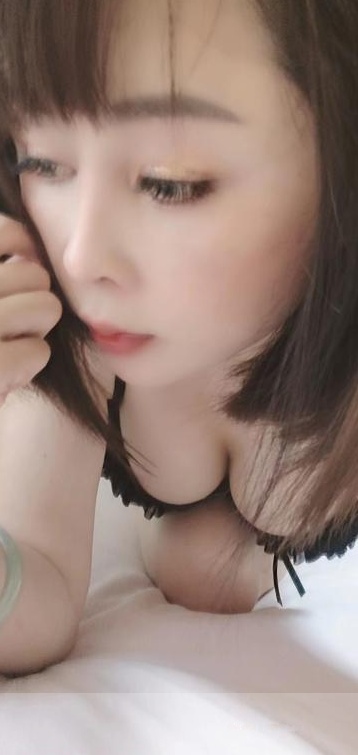 天心区短发风骚伊伊
