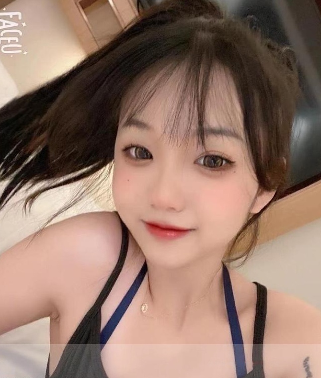 天河jk短裙小菲