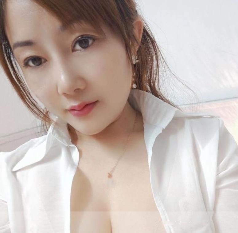 丹竹头性感御姐