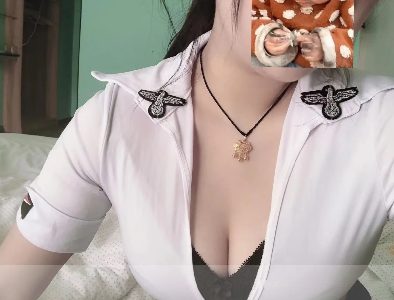 性感美女，快乐无忧，身材贼好