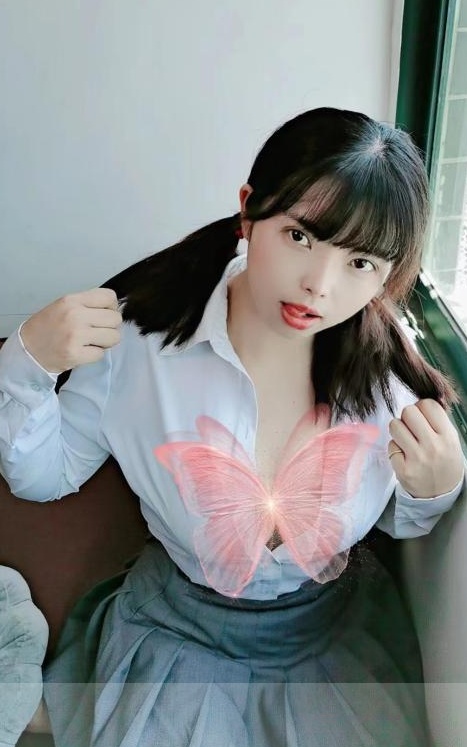 喷水童颜巨乳