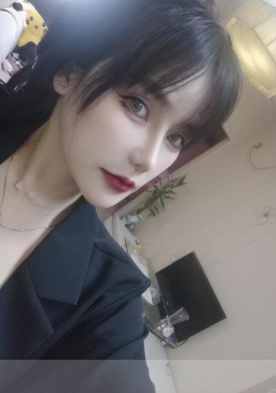 福田维吾尔族丽丽