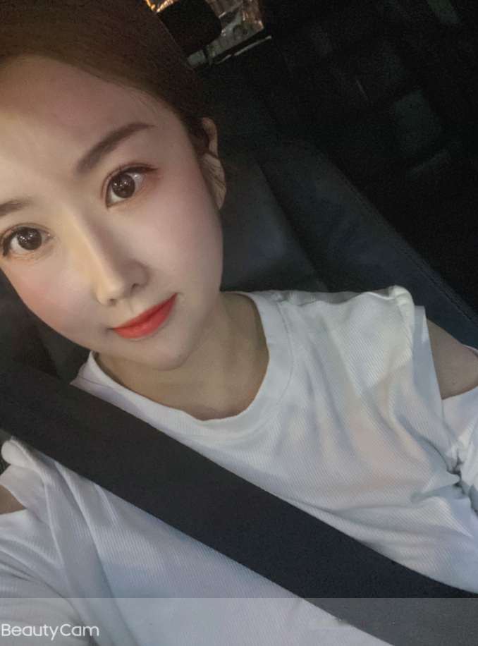 静安韩系轻熟女