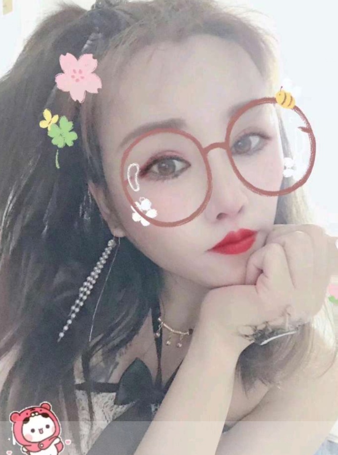 小妹胸大很骚