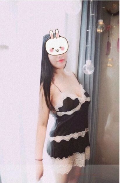 大胸E杯美女