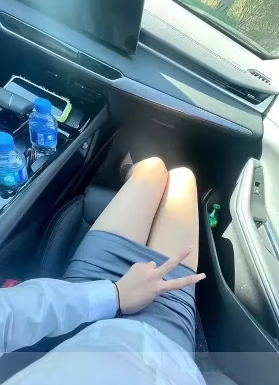 兼职文秘小妹