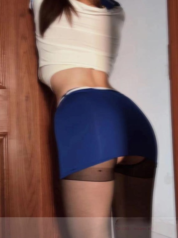 白皙柔乳蜜桃臀