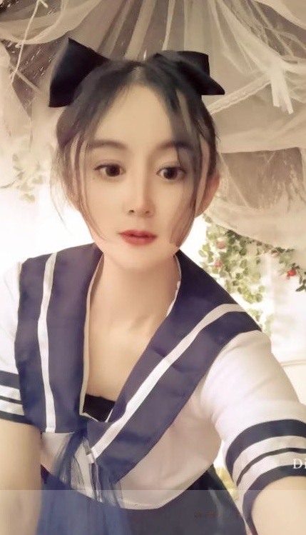 盘龙制服少妇