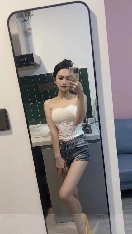 苏元舌吻小妖精