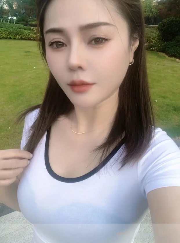 萧山莞式服务系曼曼