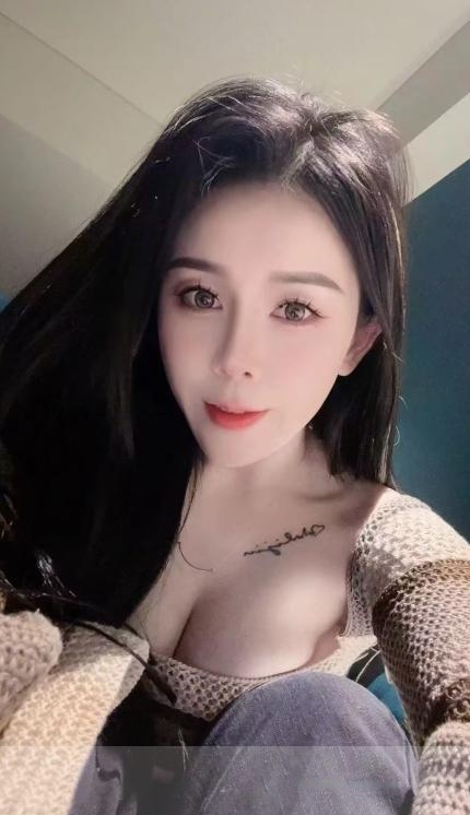 楚楚动人悠悠