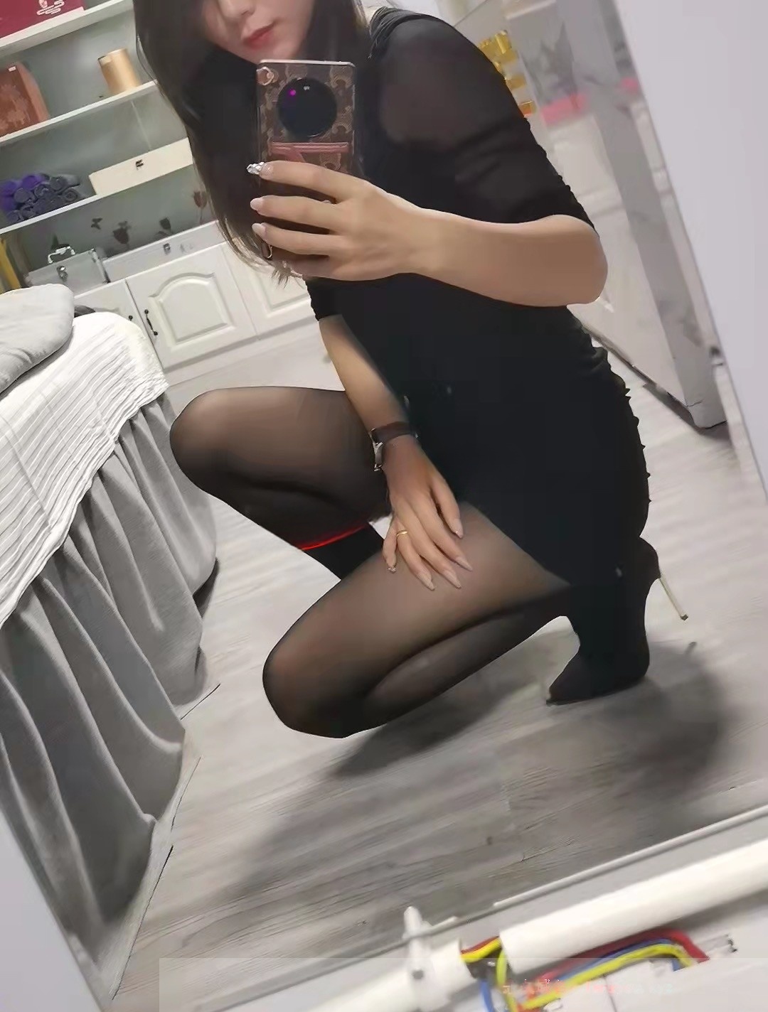 南开黑丝气质御姐