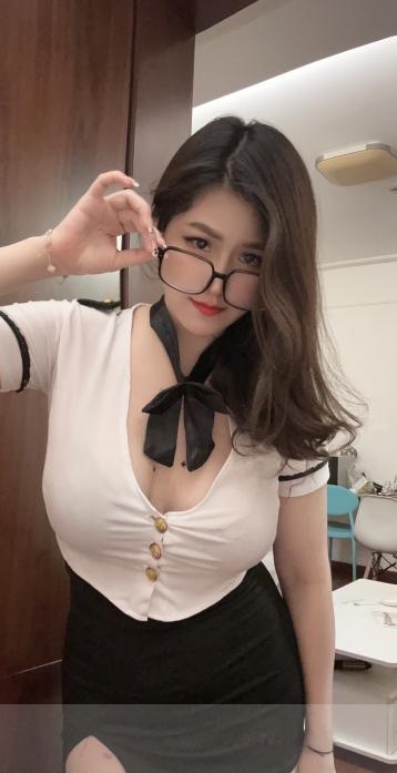 E奶翘臀AV女优型
