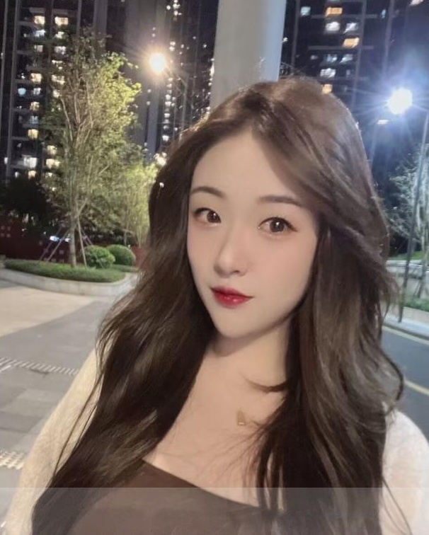 坂田岗头肉肉型女孩