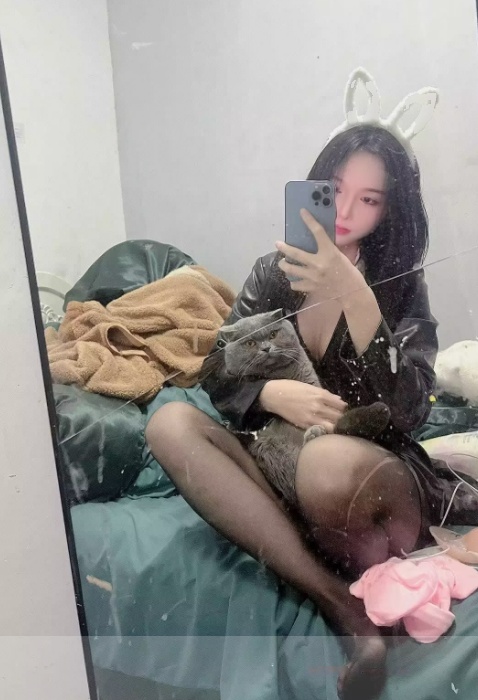 性感水灵灵的小学姐