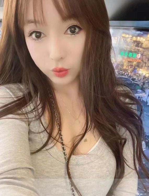 东站白嫩颖宝