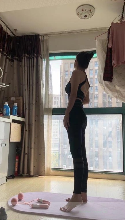 拱墅白静美女老师