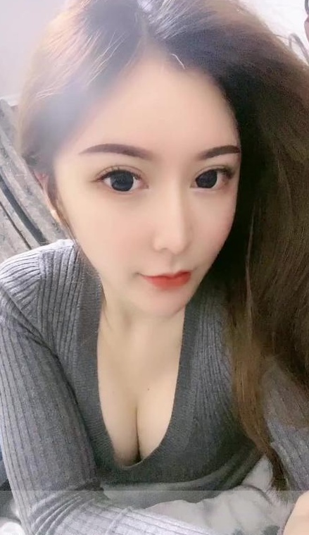 性感动人大胸妹妹