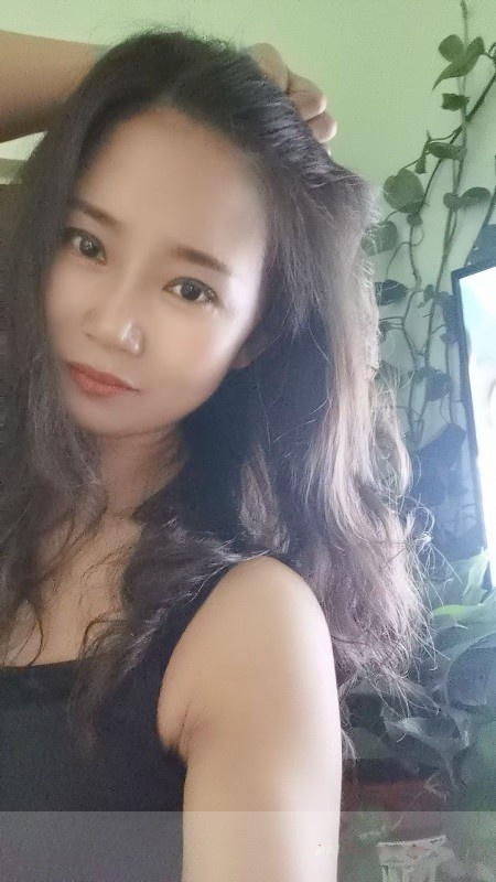 青岛会潮喷的女人