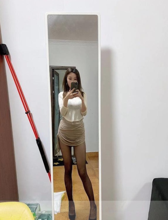 OL制服美腿婷婷