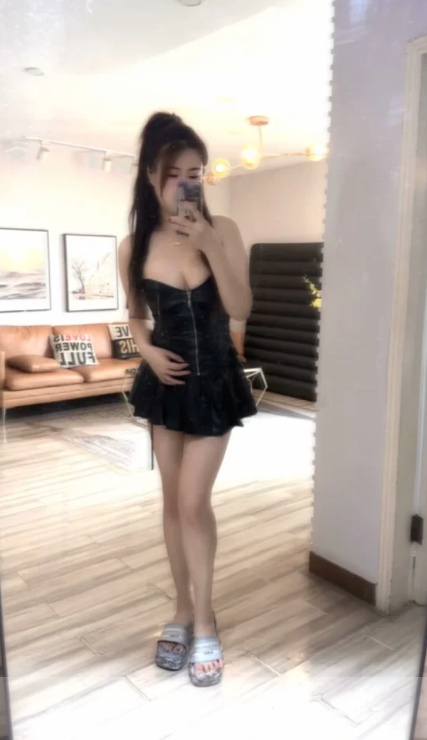 长腿大奶琪格格