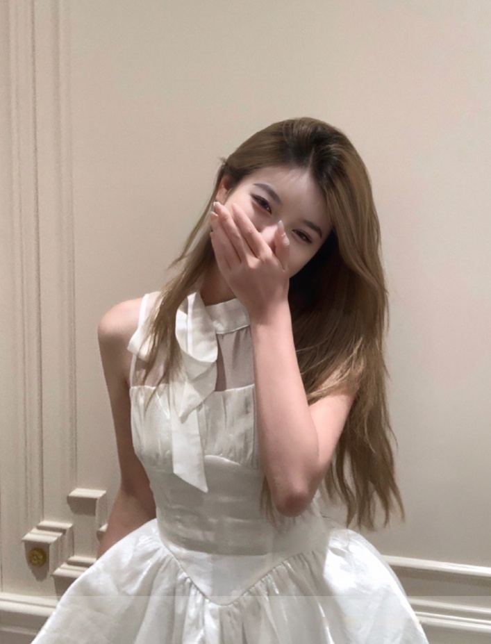 纤瘦妹子抱起来干