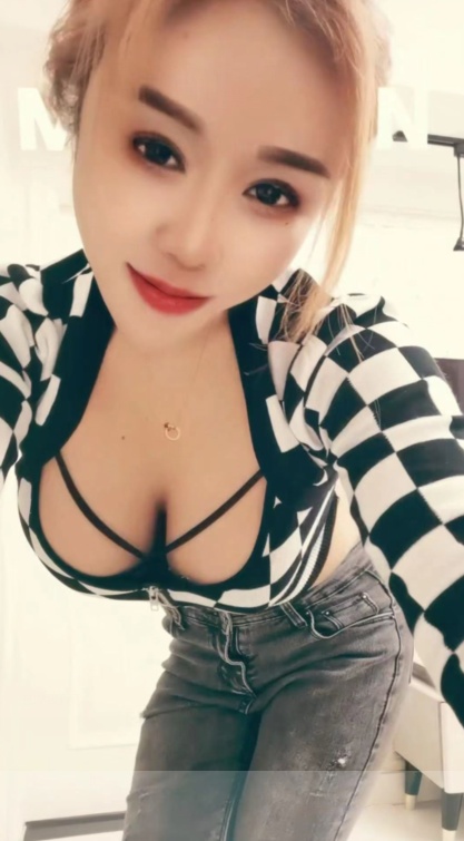 栖霞大胸全套罗兰