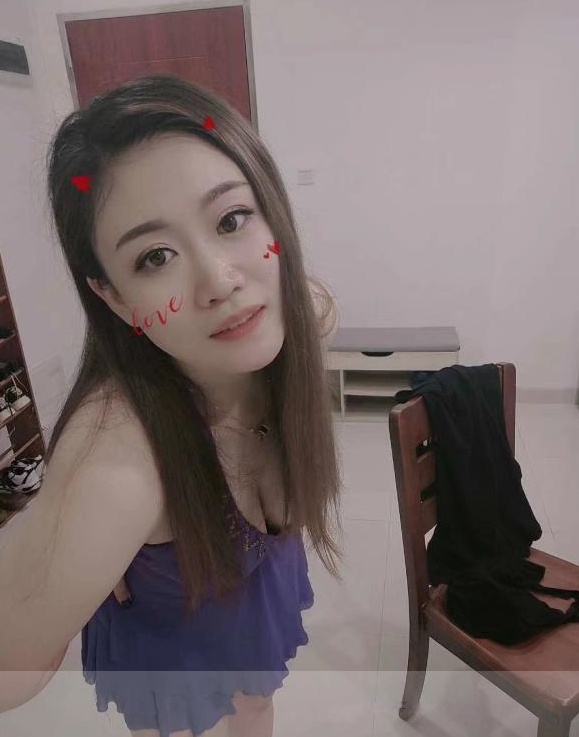 白云东北妹子白牡丹