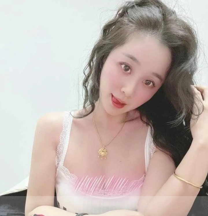 南京肤白貌美骚货