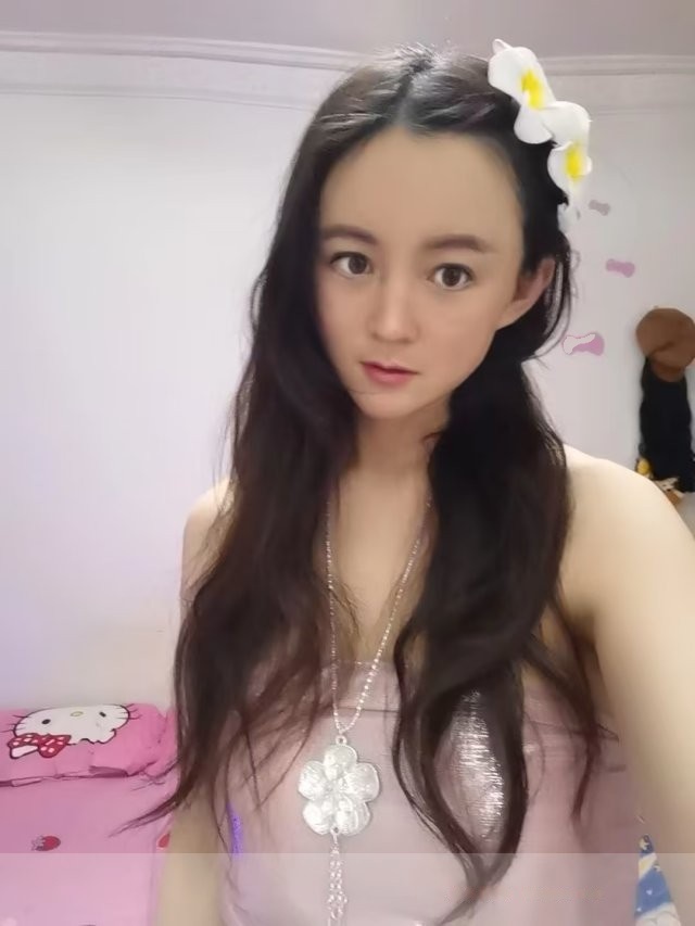 盘龙制服少妇