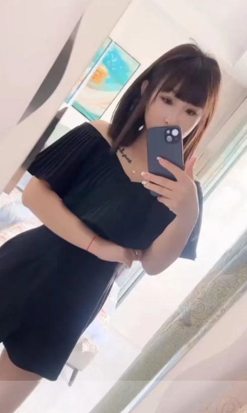 胸大玩得开的姐姐